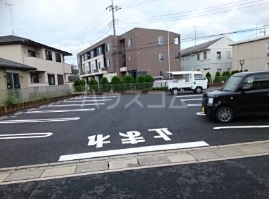 14/21 駐車場