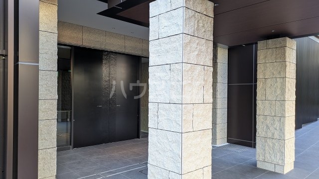 19/21 エントランス