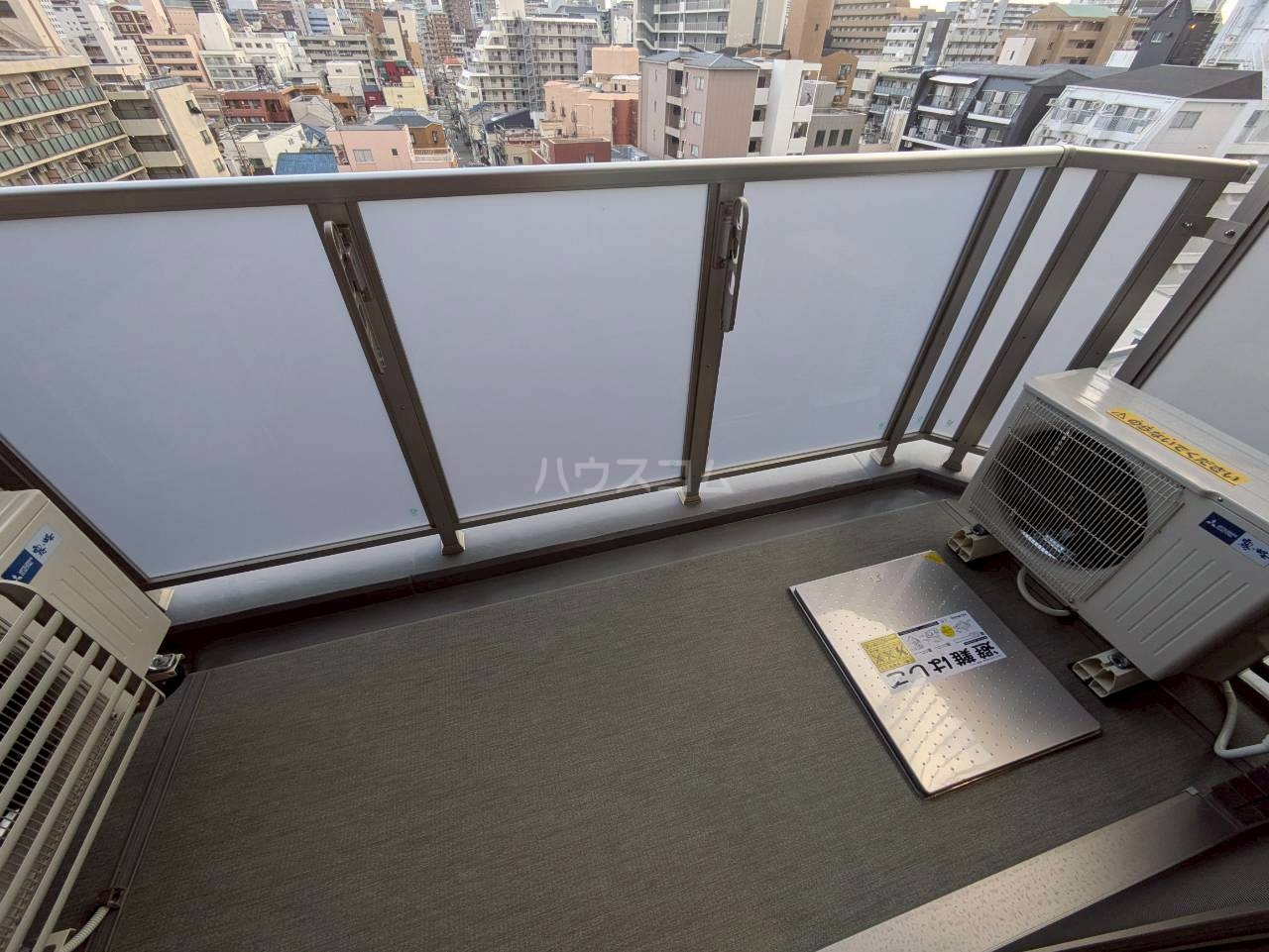 23/30 バルコニー