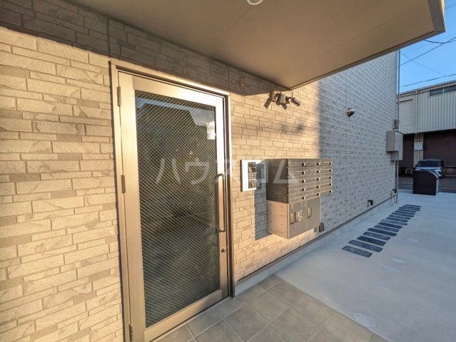 3/5 エントランス