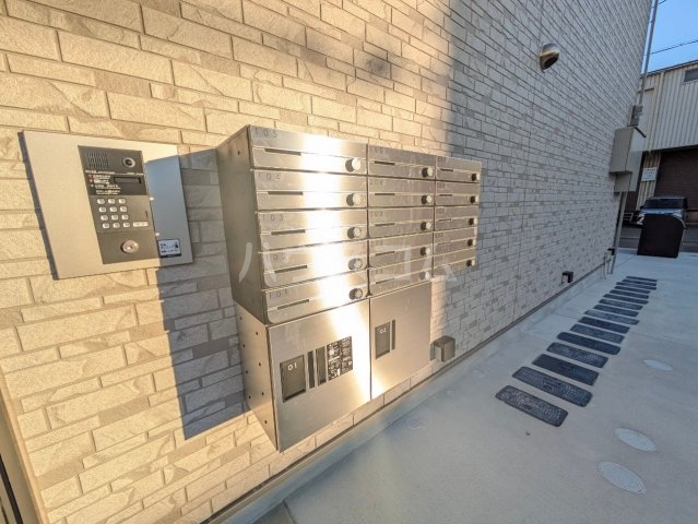 4/5 エントランス