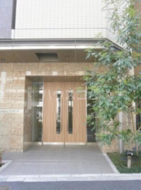 16/22 エントランス