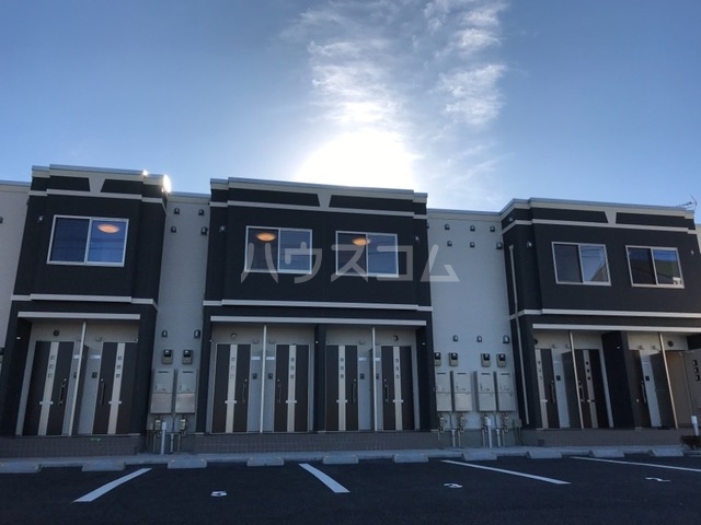 24/30 エントランス