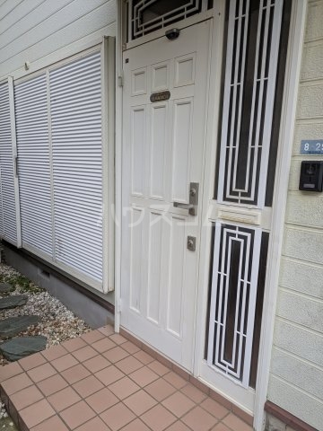 28/29 エントランス