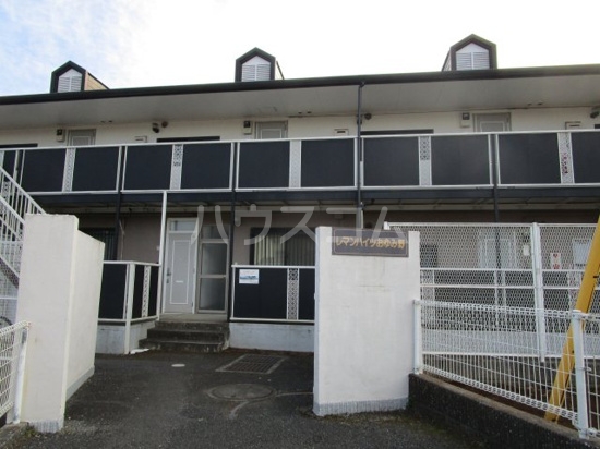 13/17 エントランス