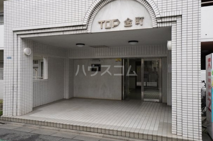 14/22 エントランス