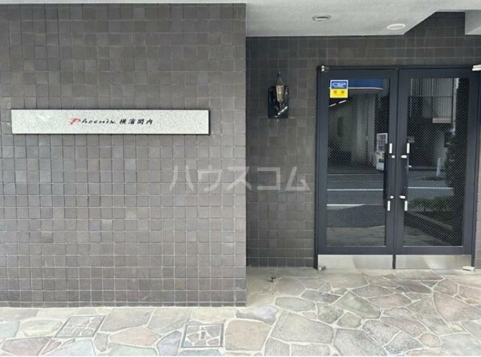 16/21 エントランス