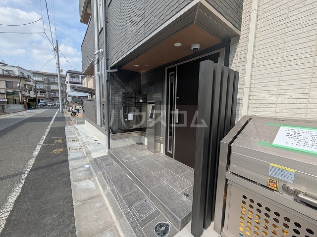 29/30 エントランス