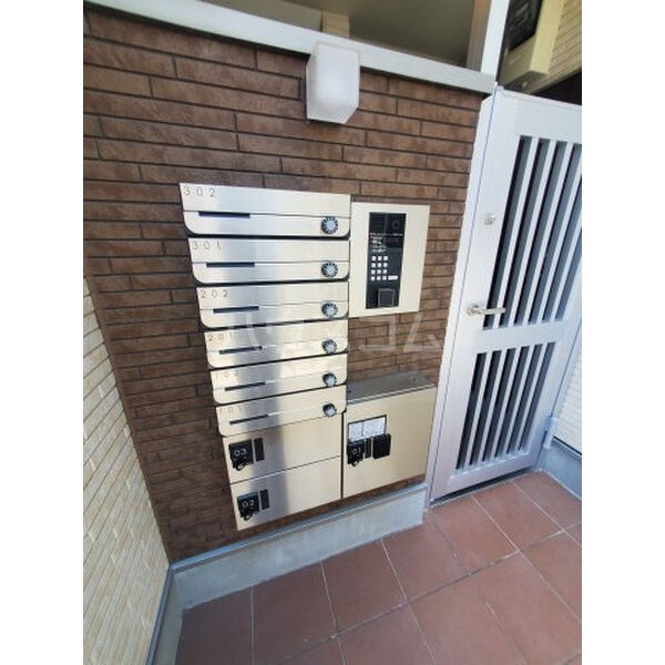 15/25 エントランス