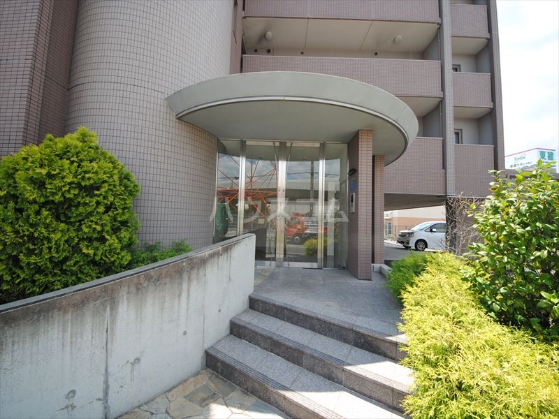 3/7 エントランス