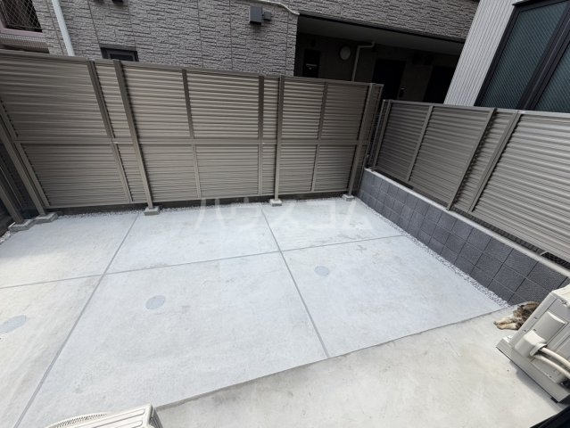 19/30 バルコニー