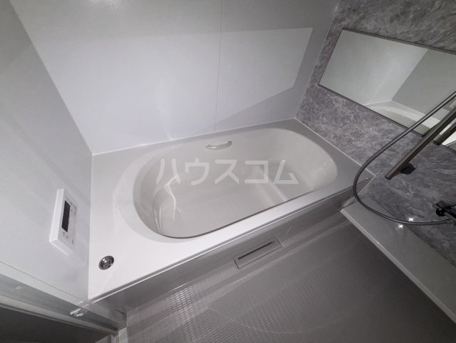 14/30 浴室