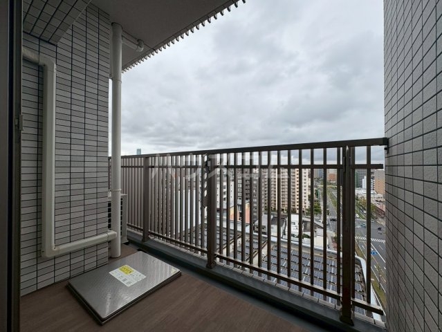 19/30 バルコニー