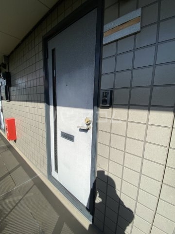 28/30 エントランス