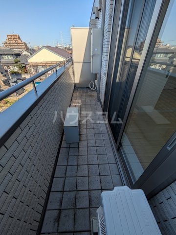 16/22 バルコニー