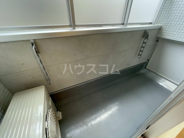 19/30 バルコニー