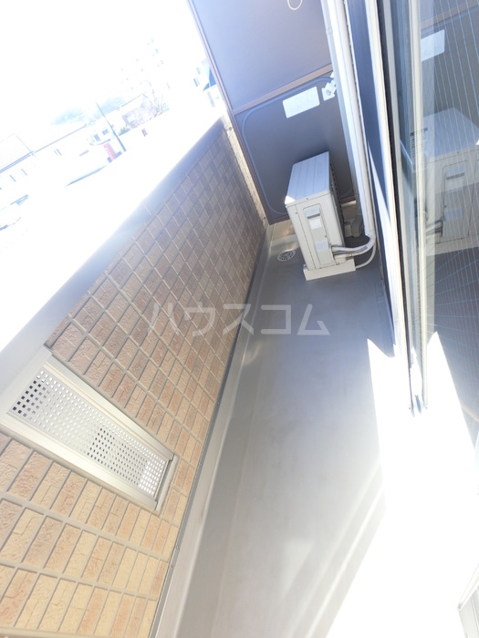 13/19 バルコニー