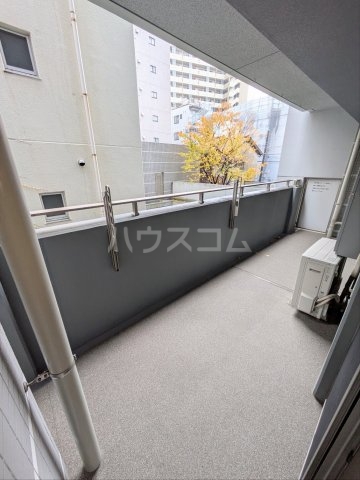 16/27 バルコニー