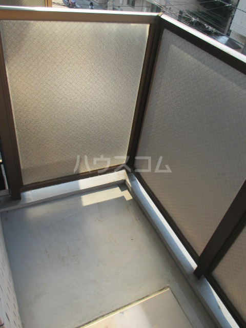 19/30 バルコニー