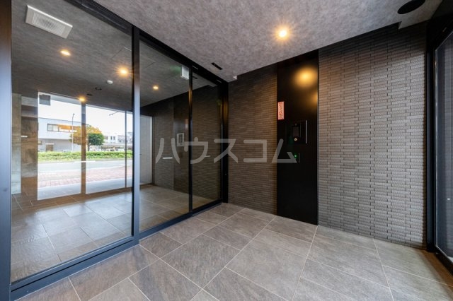 2/4 エントランス