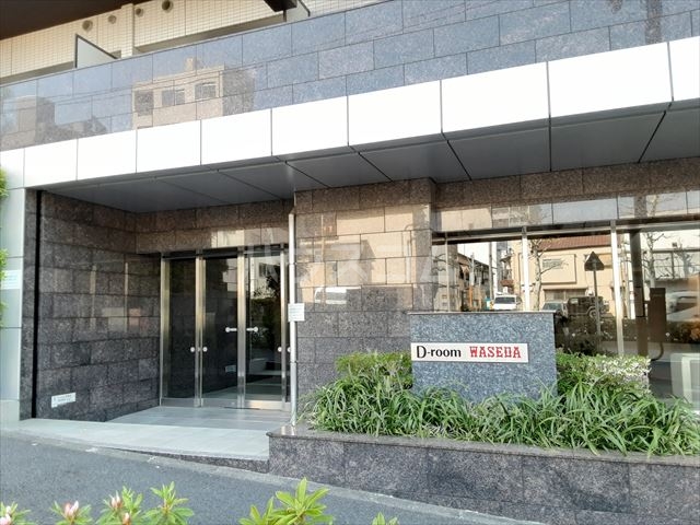 29/30 エントランス