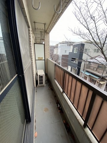 16/28 バルコニー