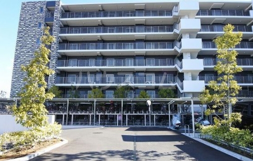 15/24 エントランス