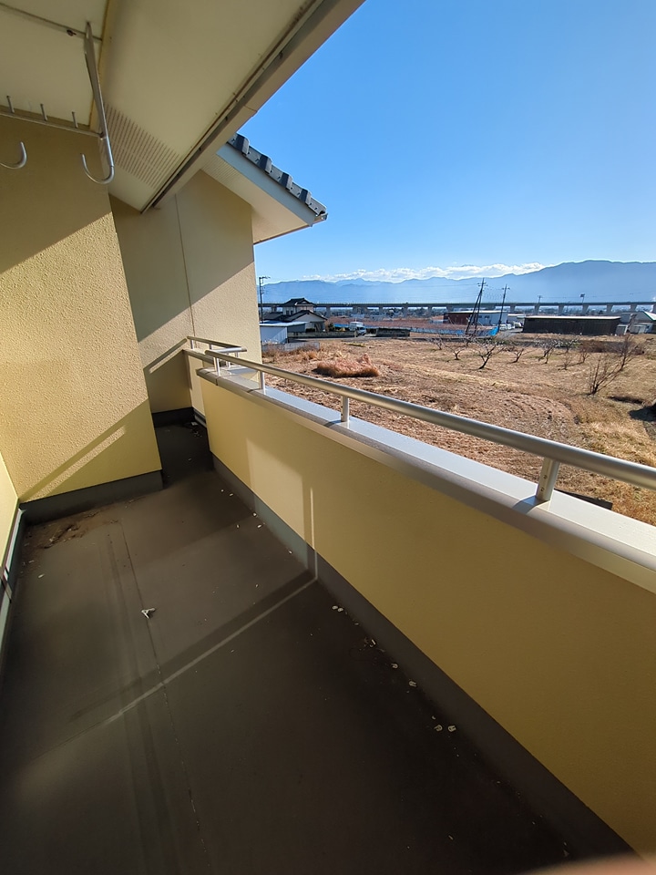 20/28 バルコニー