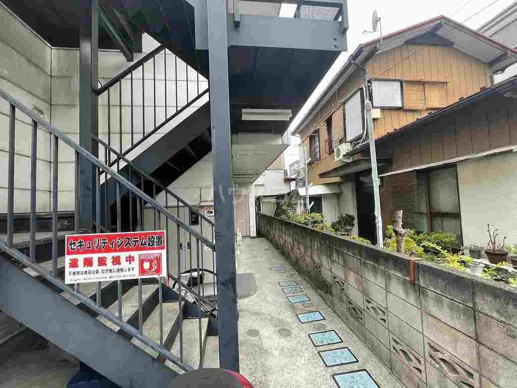 20/27 エントランス