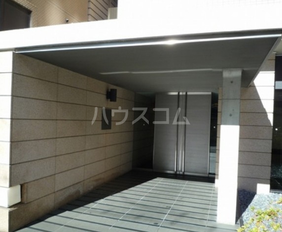 15/16 エントランス