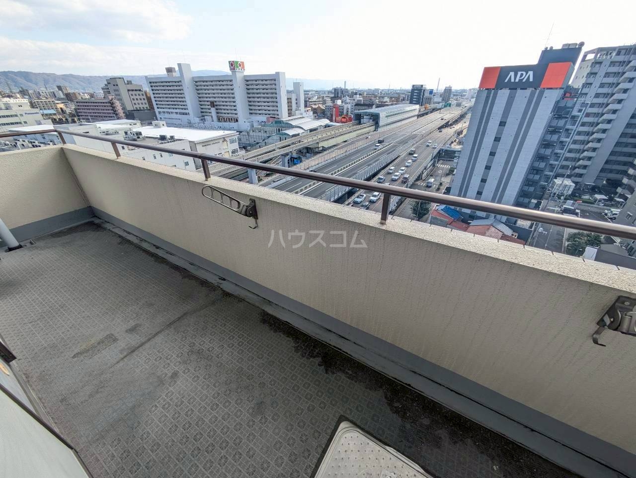 21/30 バルコニー