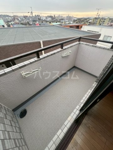 27/30 バルコニー