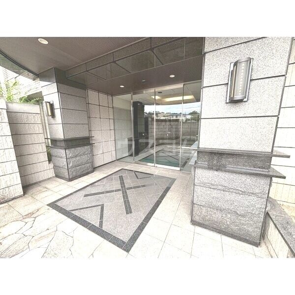 1/10 エントランス