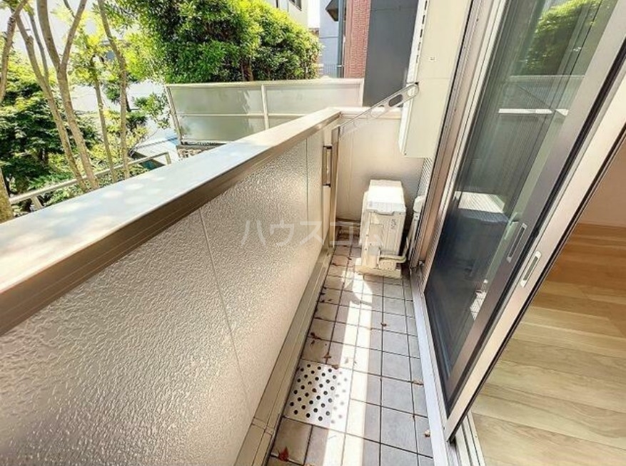 13/30 バルコニー