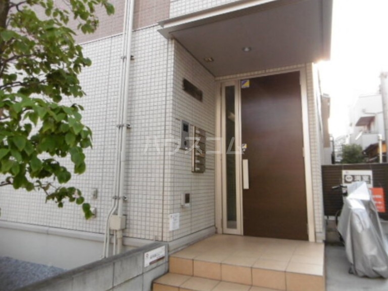 2/10 エントランス