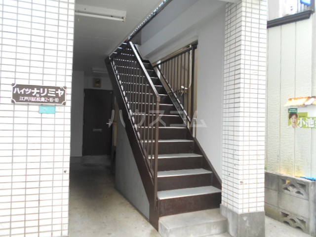 17/27 エントランス