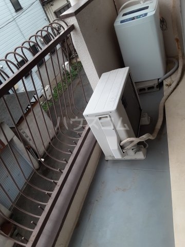 13/18 バルコニー