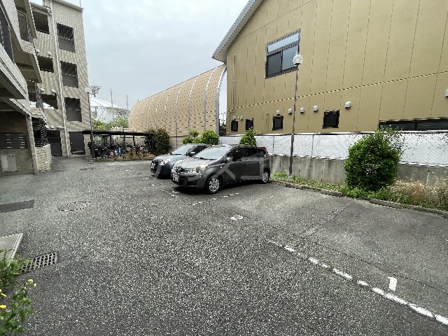 6/16 駐車場