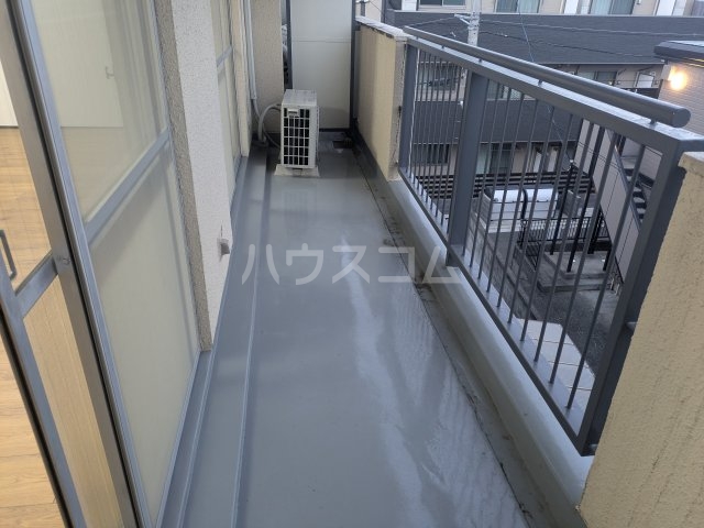 25/30 バルコニー