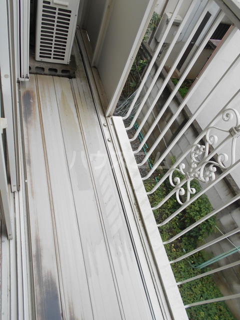 21/30 バルコニー