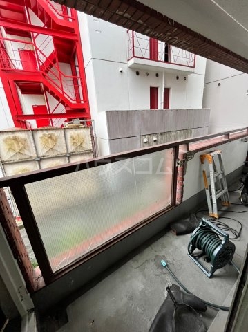 17/30 バルコニー