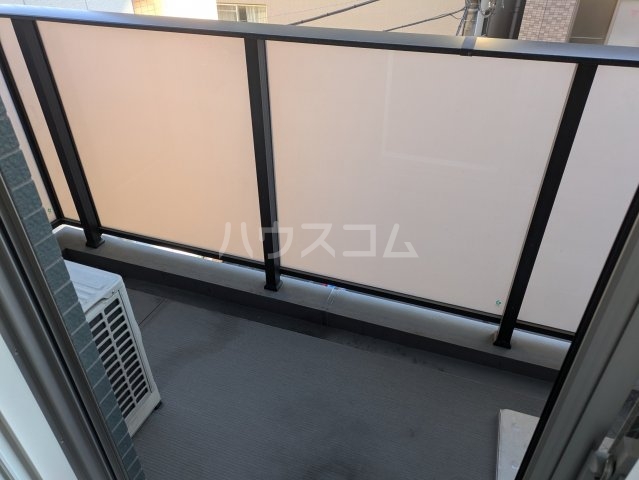 20/27 バルコニー