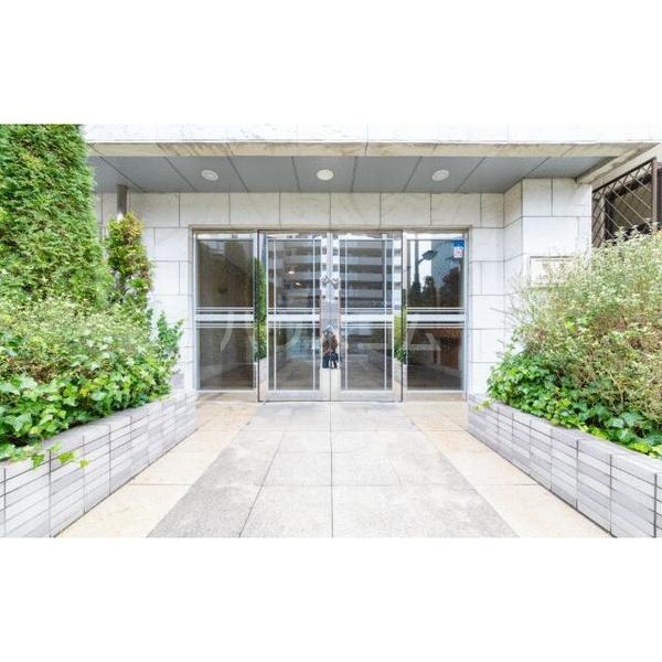 3/3 エントランス