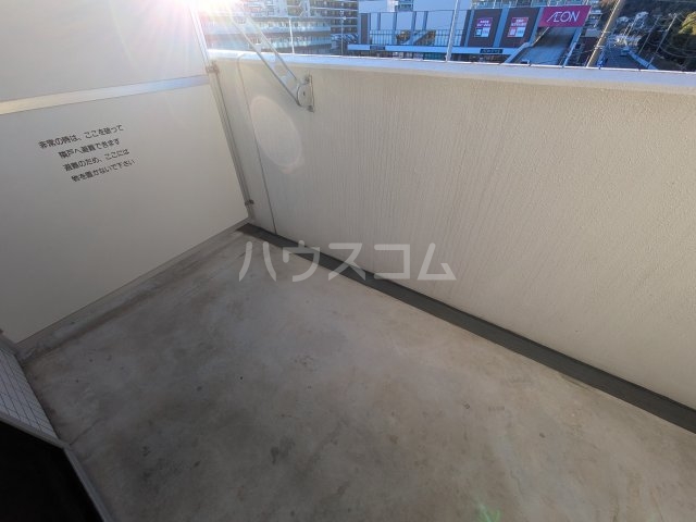 15/28 バルコニー