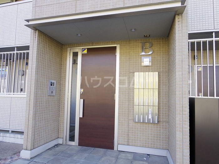 19/22 エントランス