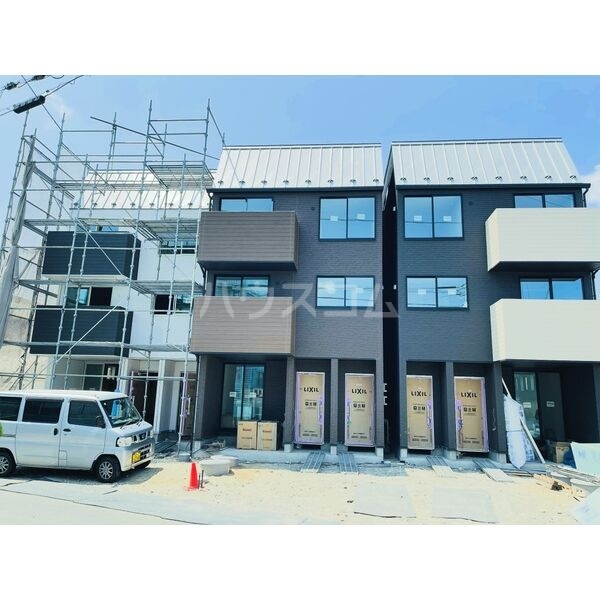 名古屋駅西メゾネット戸建の間取り