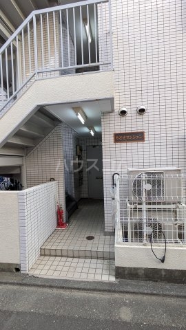 15/22 エントランス