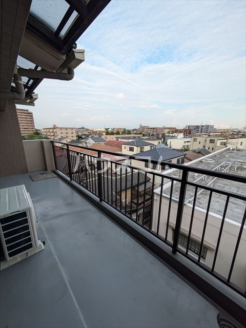 21/30 バルコニー