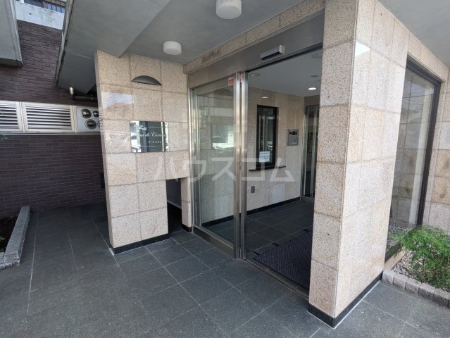 2/10 エントランス