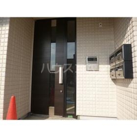 16/26 エントランス